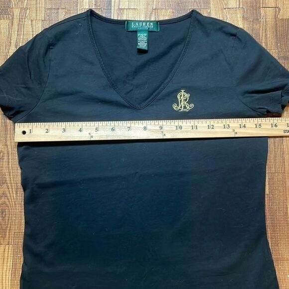 Ralph Lauren Petite black V-neck short sleeve t-shirt size PXS - Picture 4 of 5